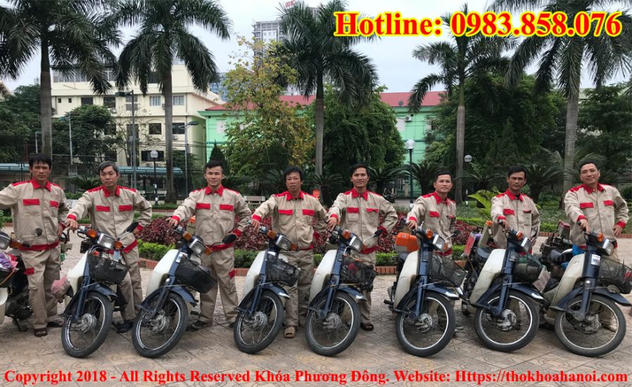 Thợ khóa Phương Đông