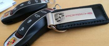 Làm chìa khóa xe Porsche chính hãng Giá Nét nhất