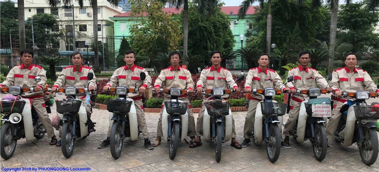 Thợ sửa khóa Phương Đông