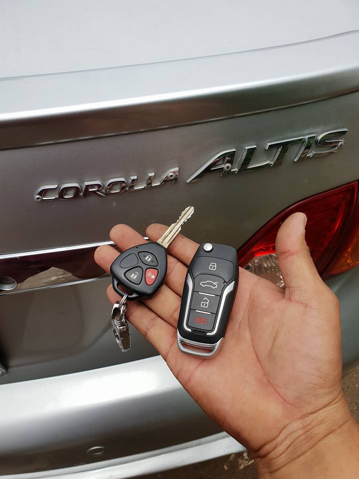 Chìa khóa Toyota Altis