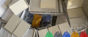 Làm Thẻ Từ Chấm Công Bền Đẹp Đổi Mới 2 Năm Alo 15″ Xong