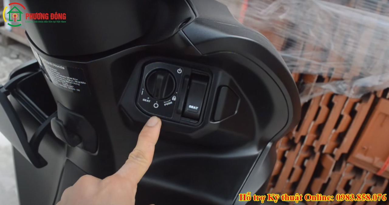 Cách dùng chìa khoá Smartkey Honda Vision 2019  Giá xe cộ Honda Vision  2019  YouTube