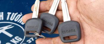 Làm Chìa Khóa Xe Tải Xe Công Trình Uy Tín Giá Rẻ Nhất 24/24