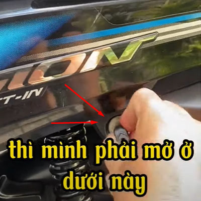 Cách mở cốp xe vision đời cũ