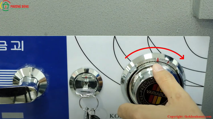 cách mở két sắt 1 mã số