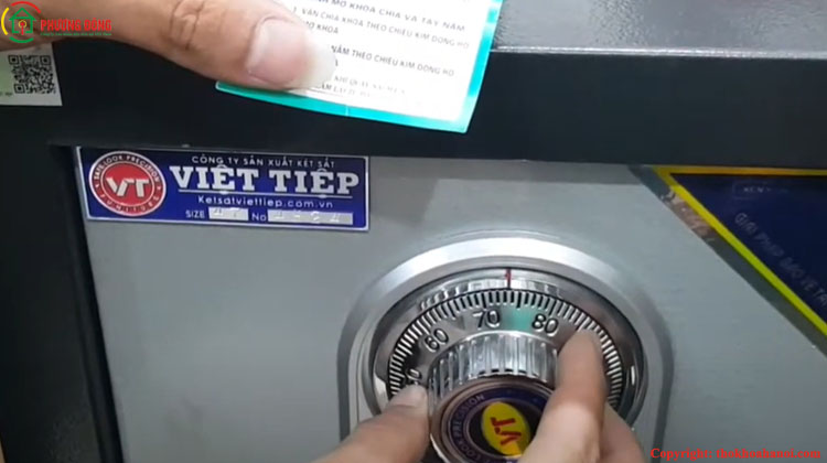 cách mở két sắt 4 mã số