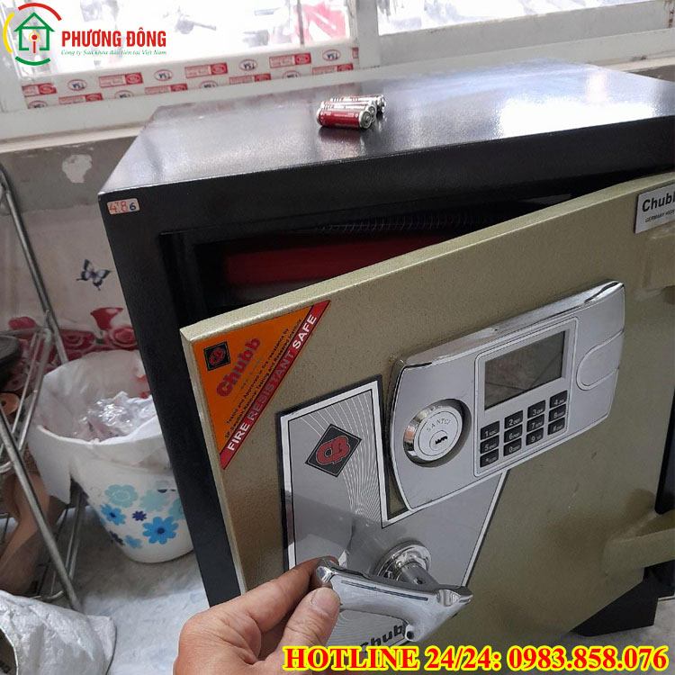 thợ mở két sắt chubb bị quên mật khẩu
