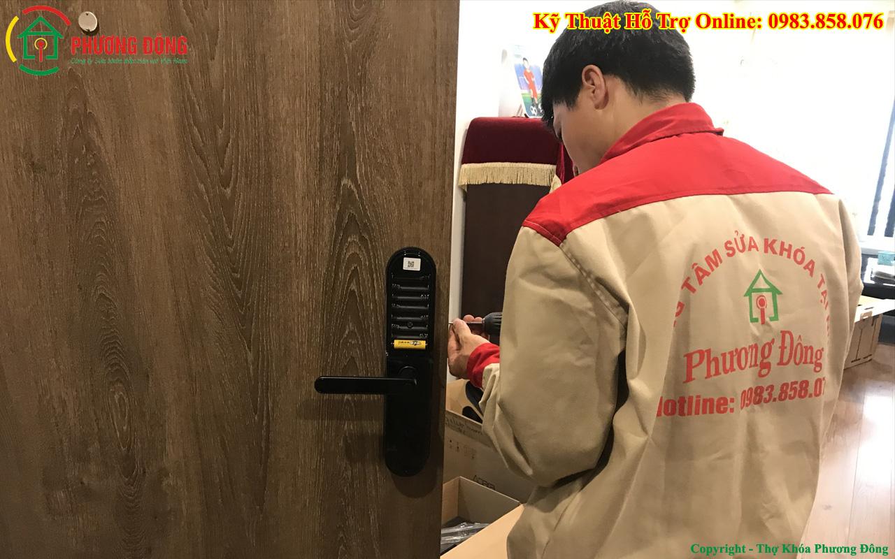 thợ sửa khóa cửa