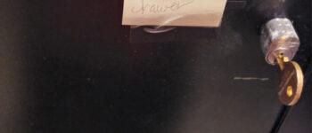 3 Cách mở tủ sắt khi mất chìa khóa nhanh Không phá hỏng ổ