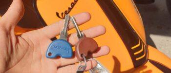 Làm chìa khóa dự phòng Vespa đừng đợi mất bò mới lo làm chuồng!