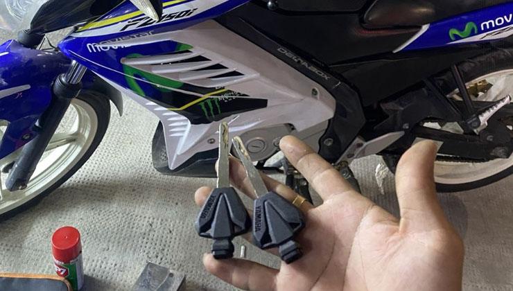 đánh chìa khóa xe máy