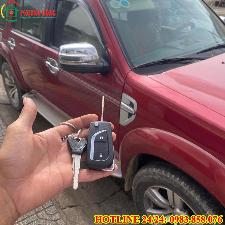 thay vỏ chìa khóa ô tô xe hơi