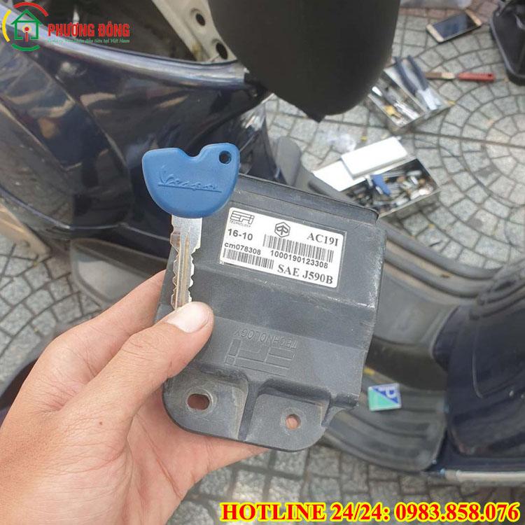 bảo quản chìa khóa xe vespa