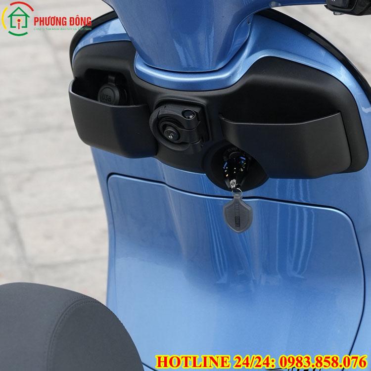 cách mở cốp xe Vespa khi quên chìa khóa