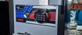 Sốc: Mở Két Sắt Quận Tân Bình Bị Kẹt Chốt Nhanh Trong 15 Phút Trực Chốt Cộng Hòa, K300